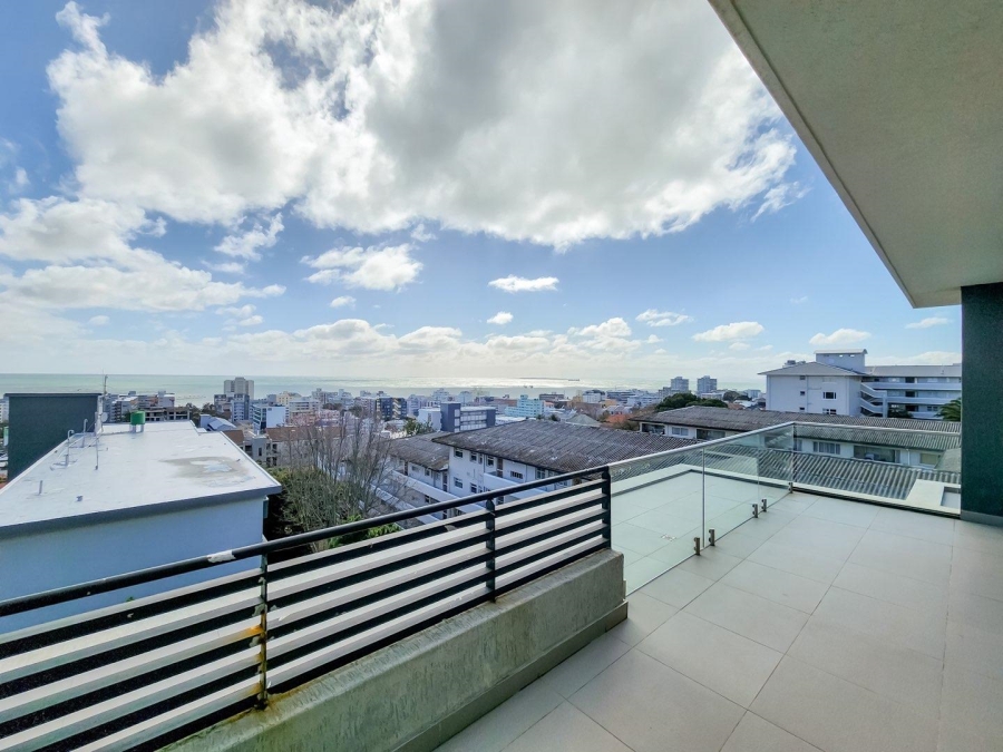 To Let 4 Bedroom Property for Rent in Sea Point Western Cape
